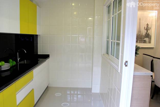 Golden Town On Nut â Pattanakarn  (88)